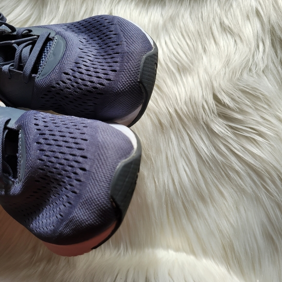 New Balance - Picture 5 of 9